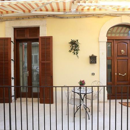 Casa Vacanza Il Dromone بوزالو المظهر الخارجي الصورة